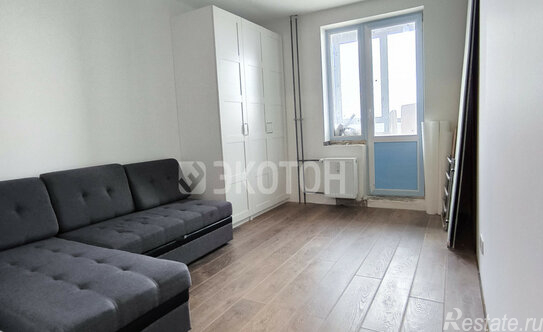 Продажа 1-комн квартиры на вторичном рынке Мурино г, Авиаторов Балтики пр-кт,  д. 31