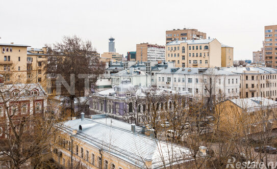 Продажа 4-комн квартиры на вторичном рынке Голиковский пер,  д. 5