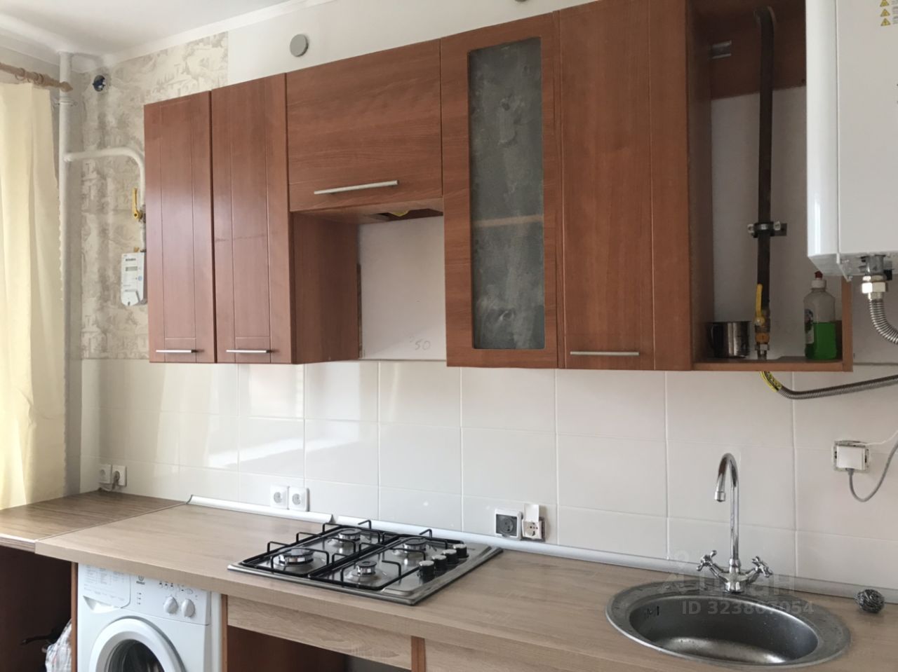 Продажа 2-комн квартиры на вторичном рынке улица Десятинная, 5