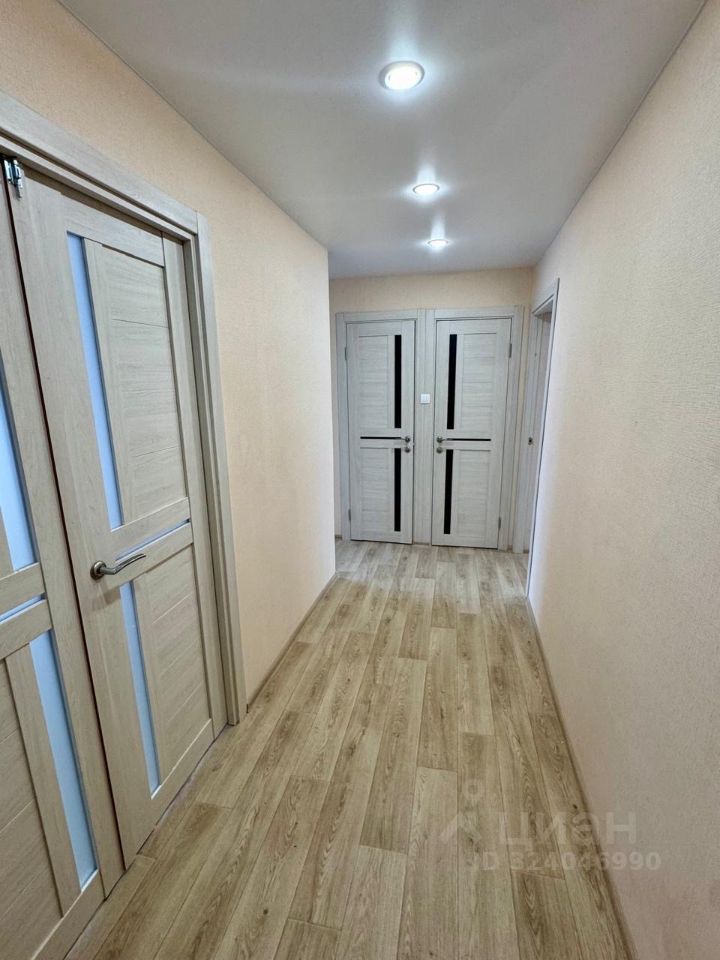 Продажа 2-комн квартиры на вторичном рынке Кронштадт, Советская улица, 25