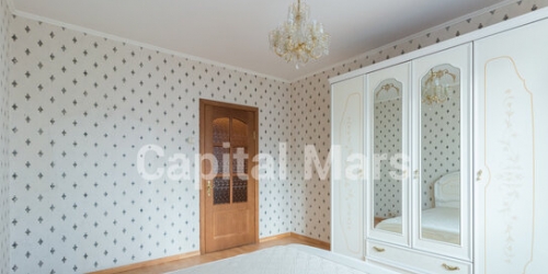 3-комн квартира улица Милашенкова,  д. 22