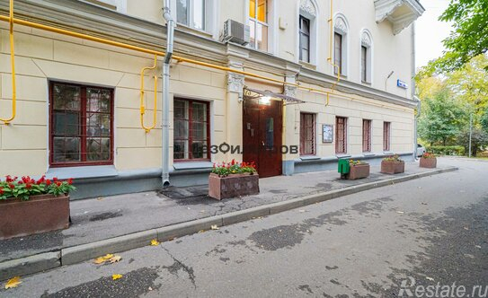 Продажа 3-комн квартиры на вторичном рынке Басманная С. ул,  д. 20 к5