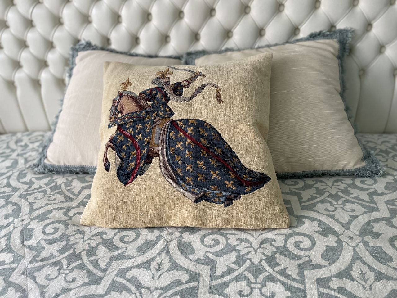 Аренда 2-комн квартиры на вторичном рынке Большой Девятинский переулок, 4