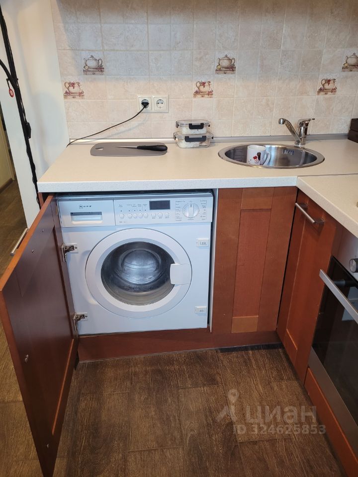 Аренда 2-комн квартиры на вторичном рынке Новоалексеевская улица, 4К3