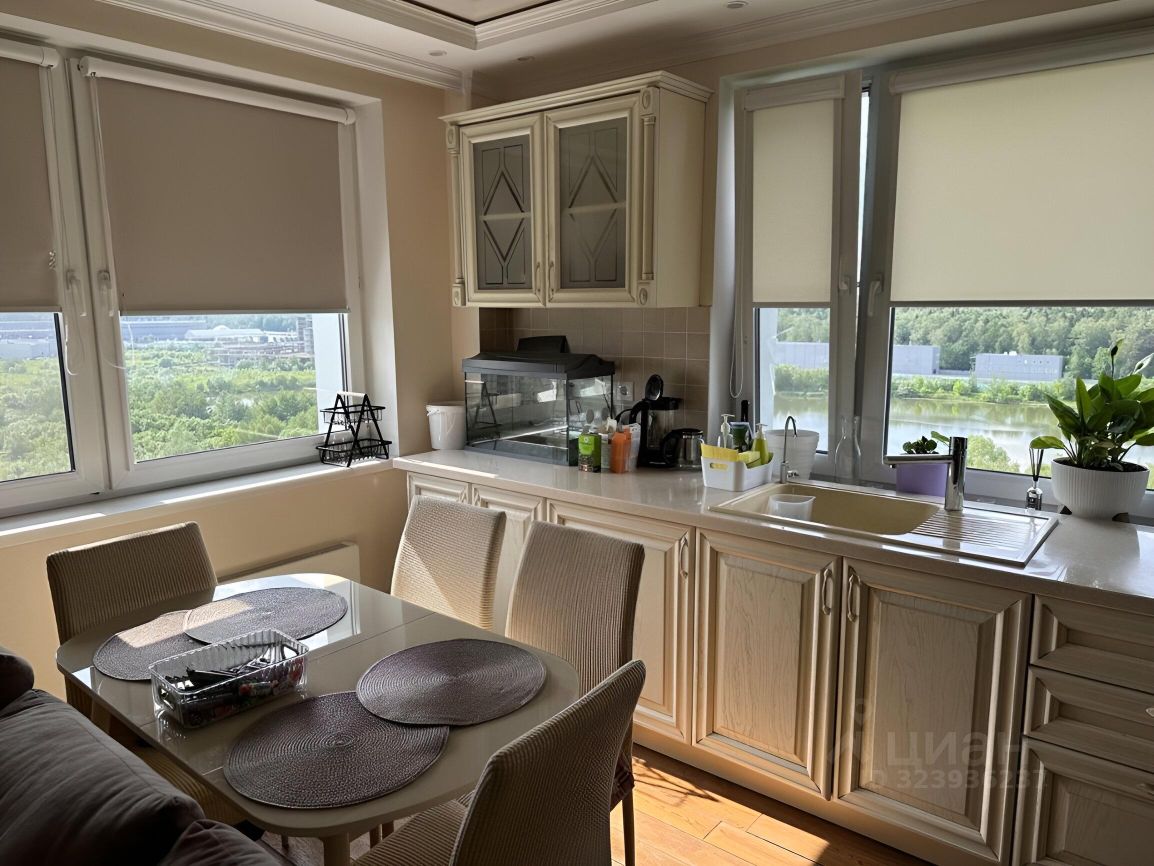 Продажа 3-комн квартиры на вторичном рынке Мытищи, улица Кедрина, 3