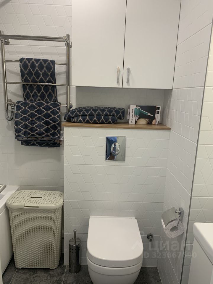 Аренда 2-комн квартиры на вторичном рынке улица Салова, 61