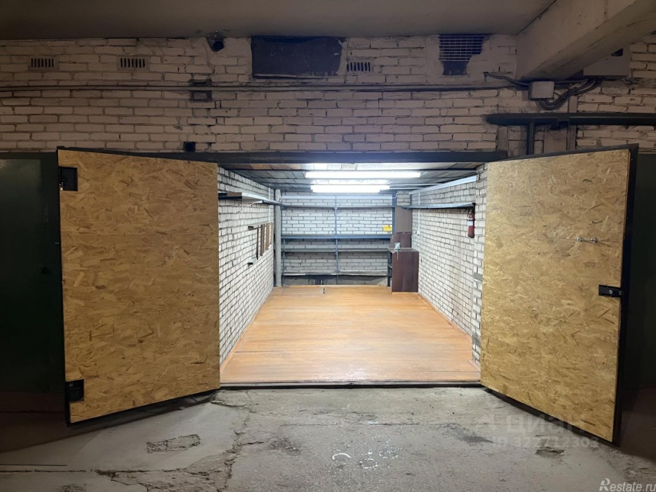 Аренда гаража Красная горка, Комсомольский проспект (дублёр),  д. 13А