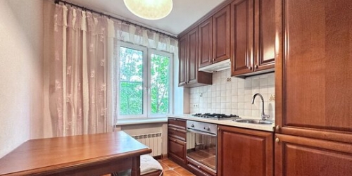 2-комн квартира Знаменская улица,  д. 37