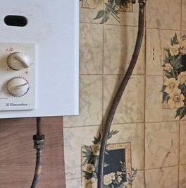 Продажа 2-комн квартиры на вторичном рынке Фосфоритный пгт, улица Интернациональная, 6А