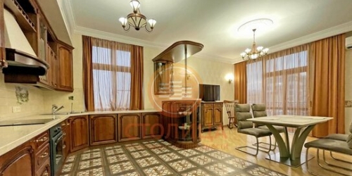 4-комн квартира Подсосенский переулок,  д. 3