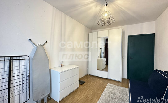 Продажа 3-комн квартиры на вторичном рынке Очаковская Б. ул,  д. 12 к3