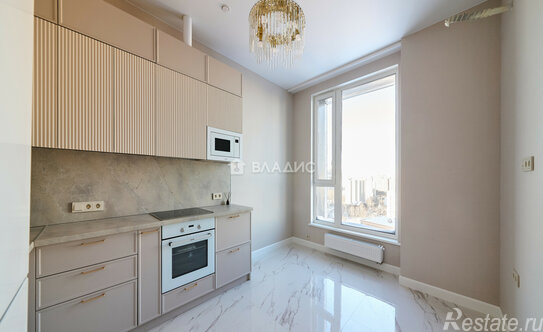 Продажа 2-комн квартиры на вторичном рынке улица Архитектора Власова,  д. 71 к2