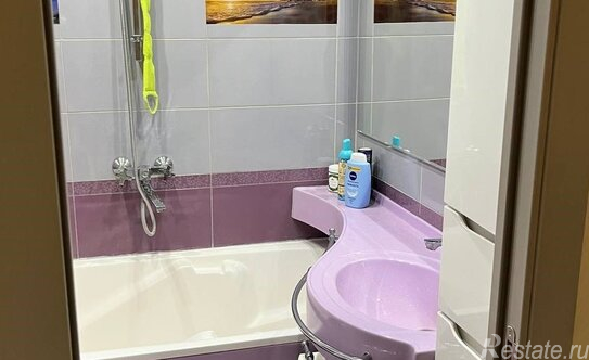 Продажа 3-комн квартиры на вторичном рынке улица Марьинский Парк,  д. 17 к2