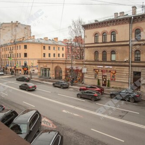 2-комн квартира ул Кирочная,  д. 8