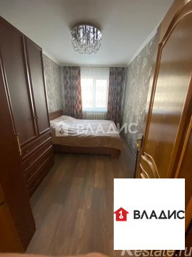 Продажа 2-комн квартиры на вторичном рынке Красногорск, улица Новая Опалиха,  д. 4