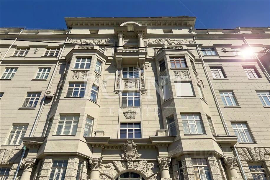 Продажа 5-комн квартиры на вторичном рынке Поварская улица, 20