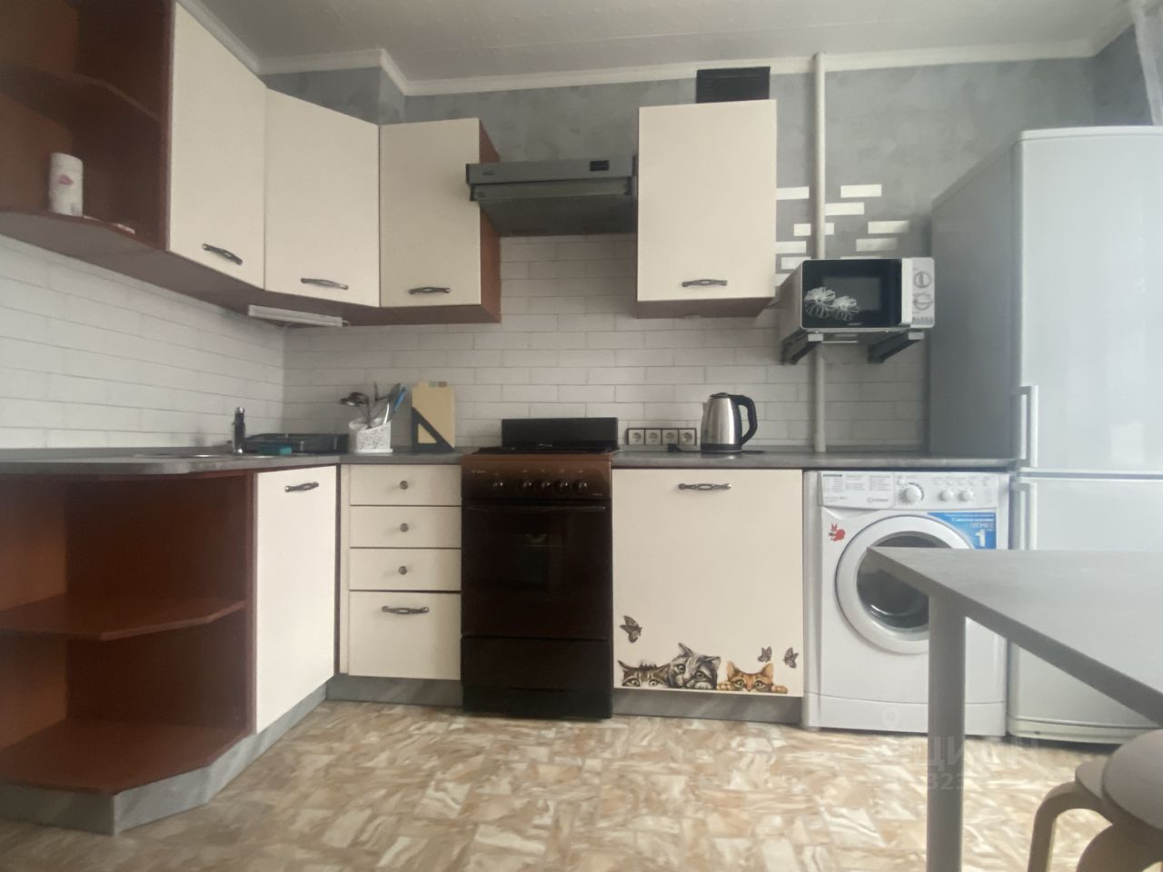 Аренда 2-комн квартиры на вторичном рынке Есенинский б-р,  д. 3