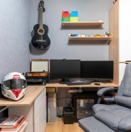 Продажа 2-комн квартиры на вторичном рынке Рощинская 3-я ул,  д. 12/18