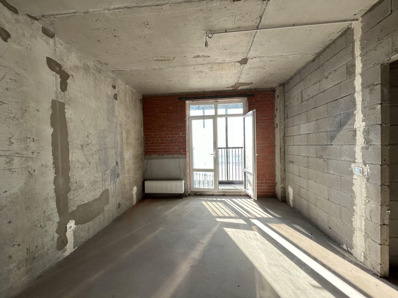 Продажа 2-комн квартиры на вторичном рынке бульвар Головнина, 3к1