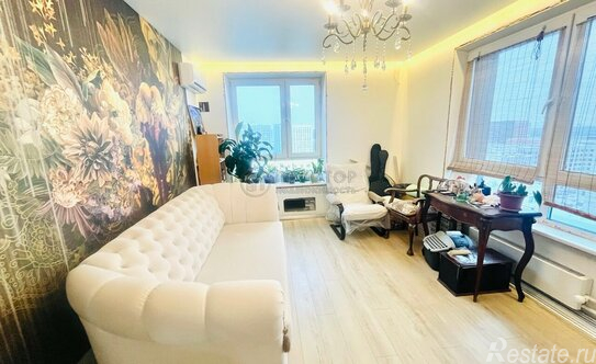 Продажа 2-комн квартиры на вторичном рынке ул Александры Монаховой,  д. 92,  к. 3