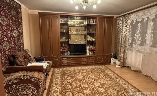 Продажа 1-комн квартиры на вторичном рынке проспект Авиаконструкторов,  д. 20 к2