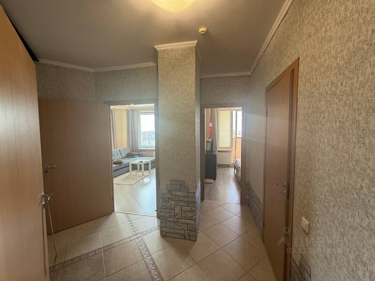 Продажа 1-комн квартиры на вторичном рынке Загребский бульвар, 9