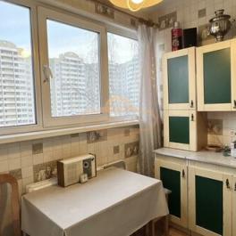 Продажа 2-комн квартиры на вторичном рынке проспект Королёва,  д. 15/30