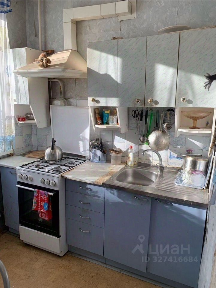 Продажа 2-комн квартиры на вторичном рынке д. Кипень, шоссе Нарвское, 31