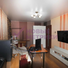 Продажа 2-комн квартиры на вторичном рынке проспект Авиаконструкторов,  д. 18 к3