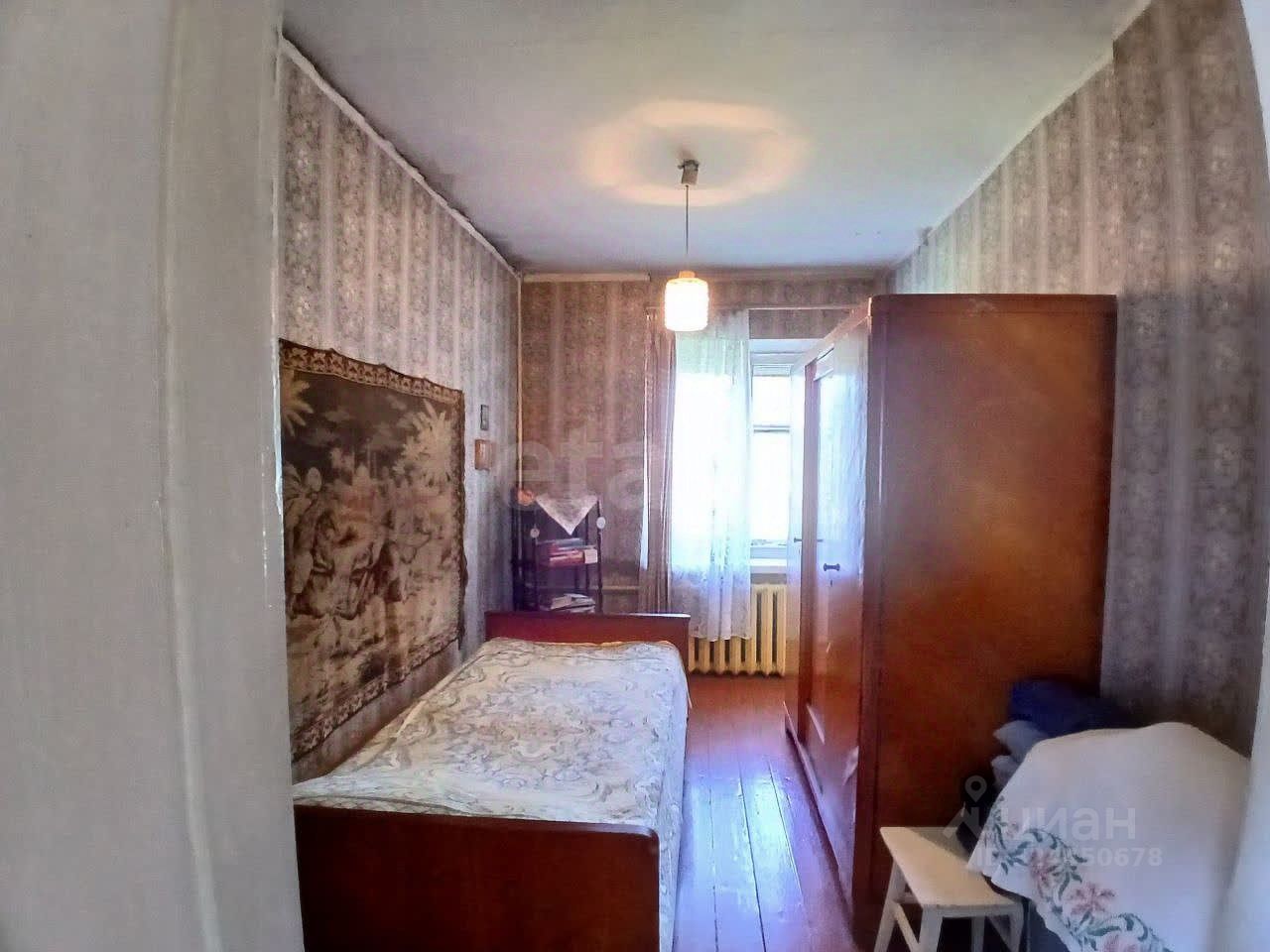 Продажа 2-комн квартиры на вторичном рынке Новая Ладога, улица Ворошилова, 27