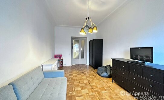 Аренда 1-комн квартиры на вторичном рынке ул Белоусова,  д. 6/42