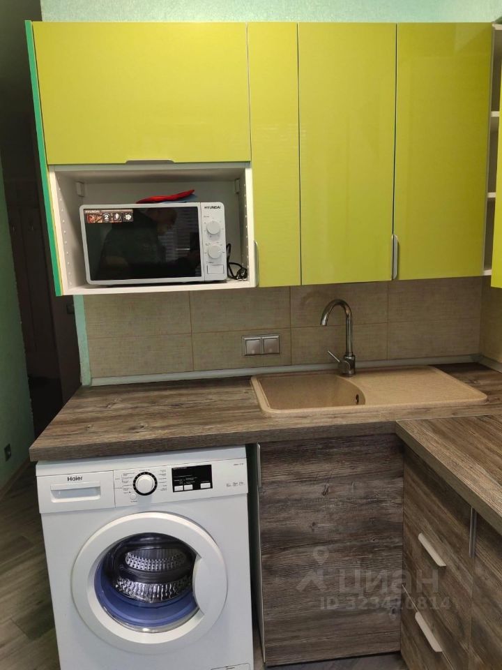 Продажа 3-комн квартиры на вторичном рынке Оренбургская улица, 22