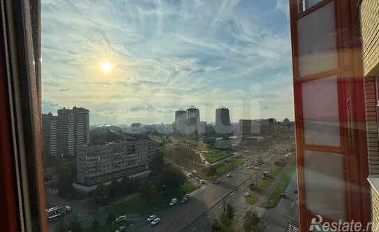 Продажа 2-комн квартиры на вторичном рынке Бухарестская ул,  д. 80