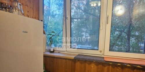 3-комн квартира ул Хабаровская,  д. 18,  к. 2