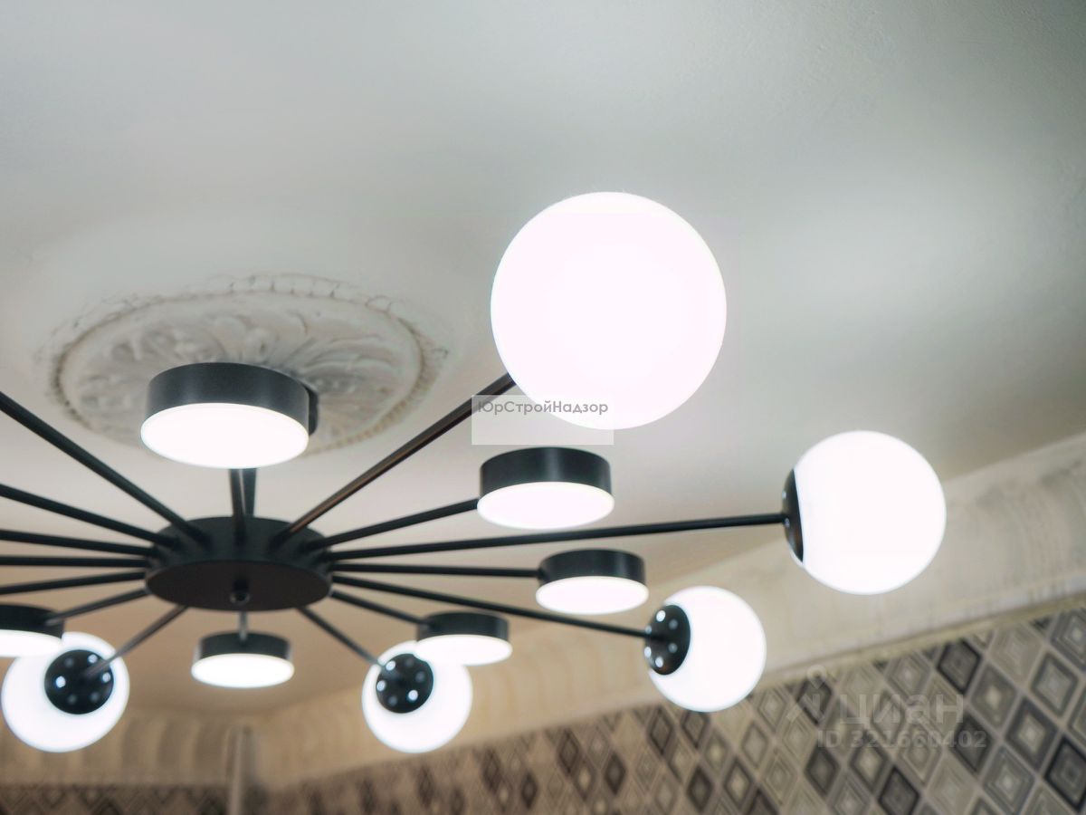 Продажа 2-комн квартиры на вторичном рынке Весельная улица, 2/93Б