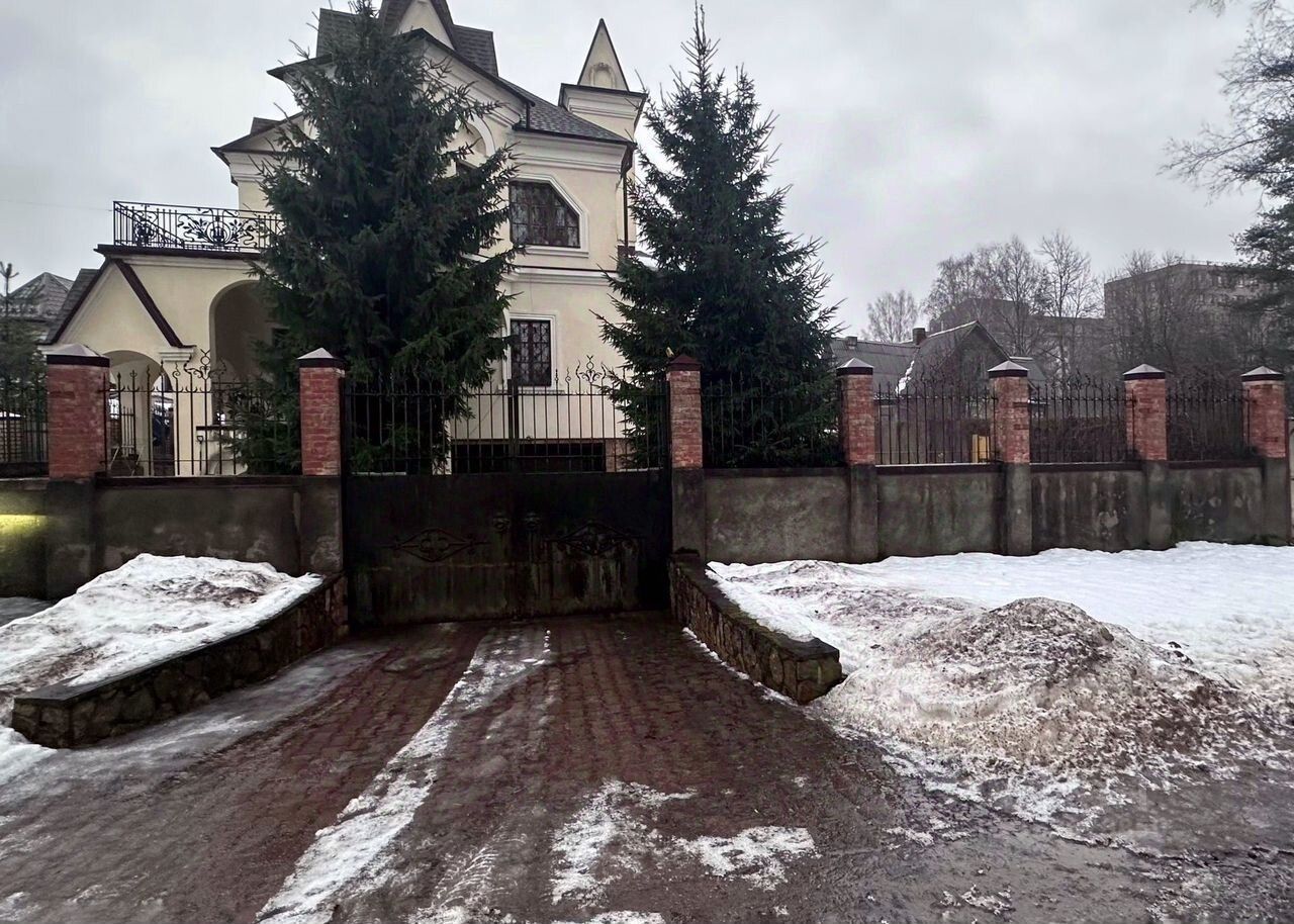 Продажа дома пос. Песочный, Школьная улица, 74