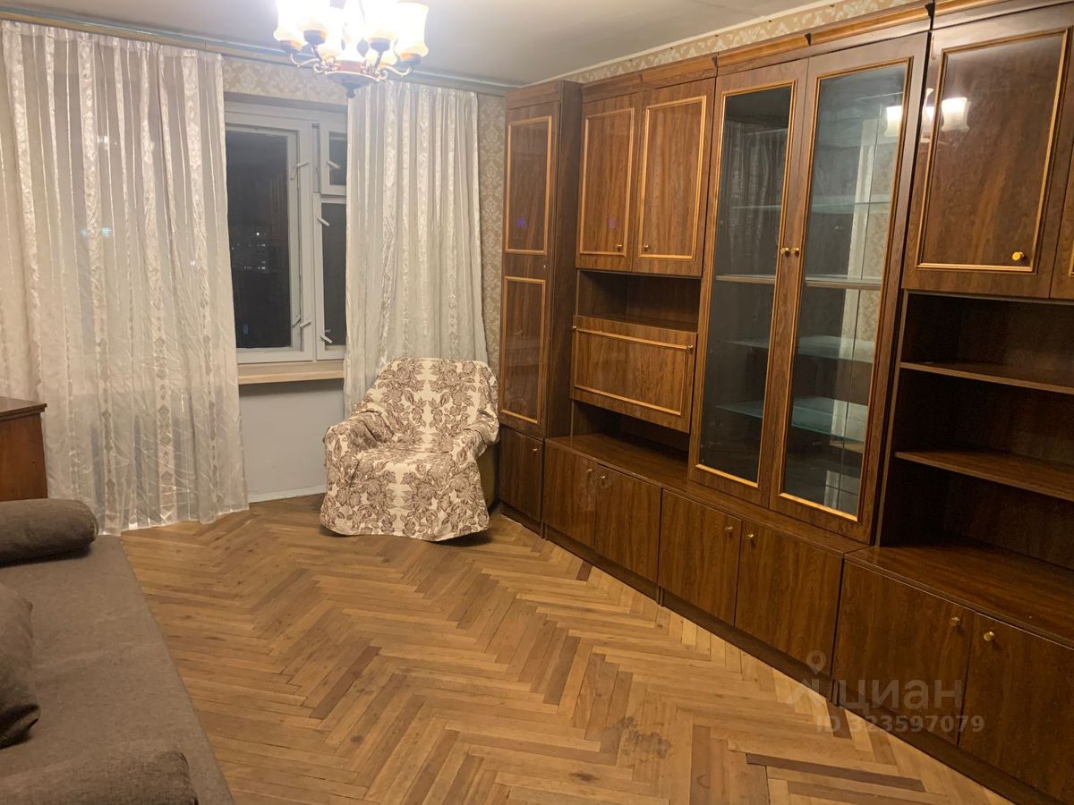 Аренда 1-комн квартиры на вторичном рынке Новосмоленская набережная, 1