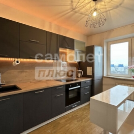 Продажа 3-комн квартиры на вторичном рынке Очаковская Б. ул,  д. 12,  к. 3