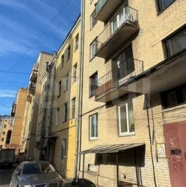 Продажа 1-комн квартиры на вторичном рынке Лиговский пр-кт,  д. 185