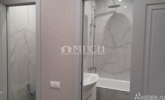 Продажа 2-комн квартиры на вторичном рынке Коломенская улица,  д. 9