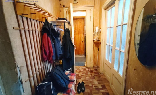 Продажа 2-комн квартиры на вторичном рынке Удельный пр-кт,  д. 31