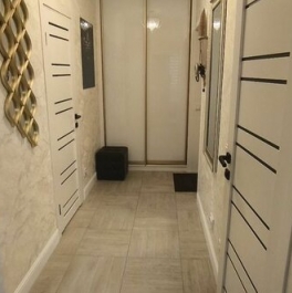 Продажа 2-комн квартиры на вторичном рынке Бугры п, Шекспира ул,  д. 5