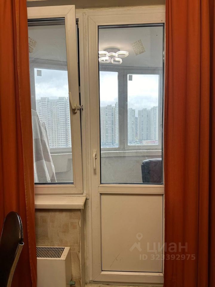 Аренда 1-комн квартиры на вторичном рынке Красная Горка мкр, Люберцы, проспект Гагарина,  д. 3/8