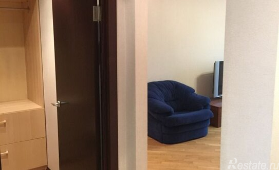 Аренда 3-комн квартиры на вторичном рынке Скобелевская улица,  д. 25