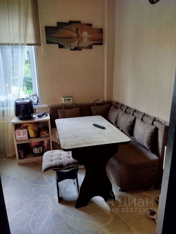 Продажа 3-комн квартиры на вторичном рынке Серпухов, улица Крупской, 5