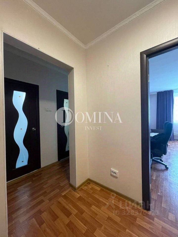 Продажа 1-комн квартиры на вторичном рынке Синявинская улица, 11к10