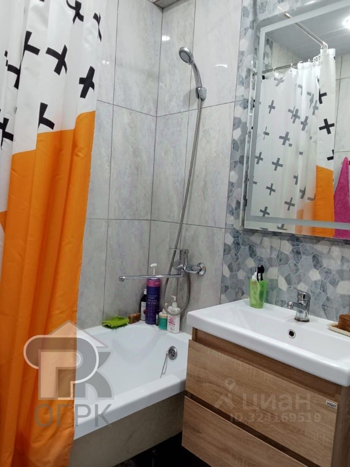 Продажа 2-комн квартиры на вторичном рынке Новое Бисерово-2 мкр, с. Бисерово,  д. 6