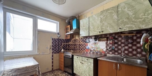 3-комн квартира Стачек пр-кт,  д. 182