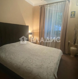 Продажа 3-комн квартиры на вторичном рынке улица Климашкина,  д. 20