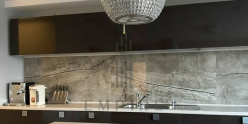 4-комн квартира ул Нежинская,  д. 1,  к. 1